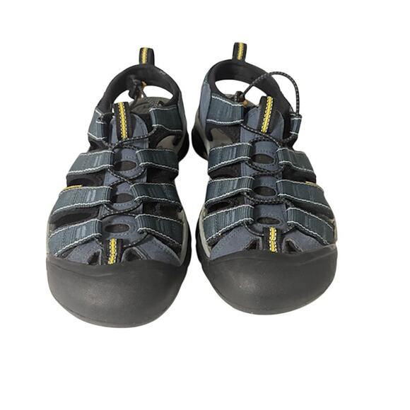 KEEN Men Newport H2 Closed Toe Navy Sandal | 7.5 - Picture 2 of 5